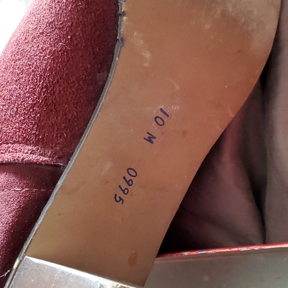 Maroon suede boots. 10M - Picture 4 of 5